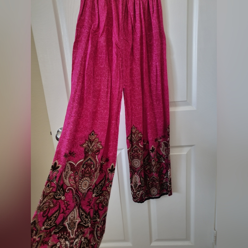 French Magenta Paisley Pattern Pants S/M